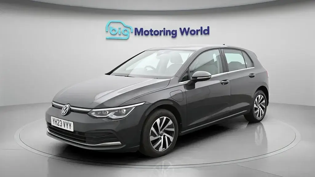Używany VW Golf VIII Style 204 KM (150 kW) 2023 Hatchback