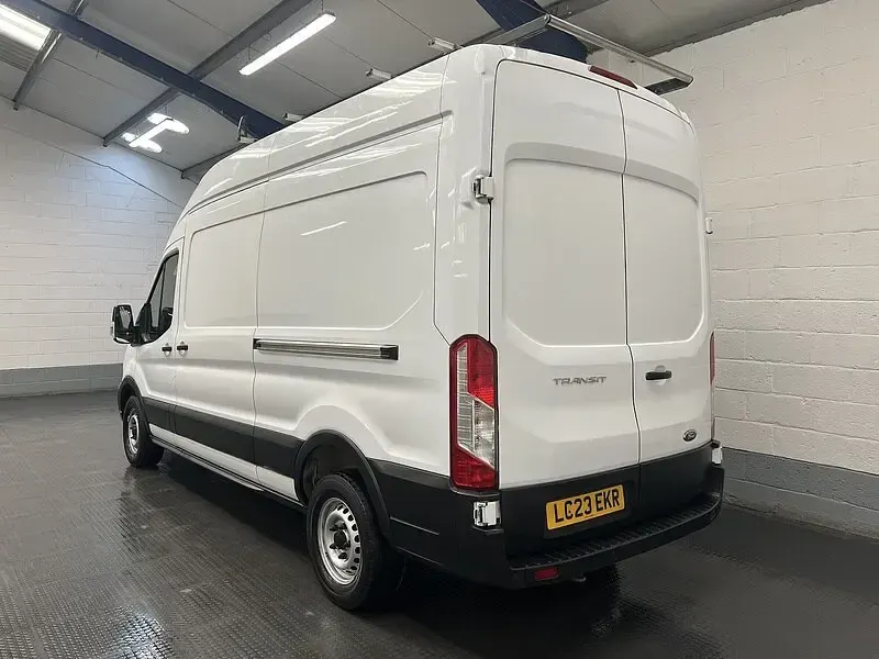 Used Ford Transit S 130 HP (95 kW) 2023 White Van
