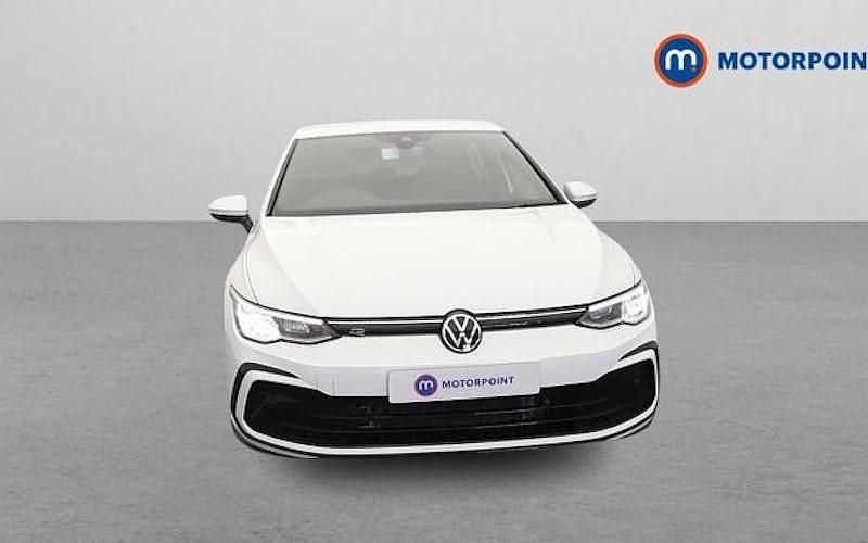 Usado VW Golf VIII R-line 131 HP (96 kW) 2024 Citadino