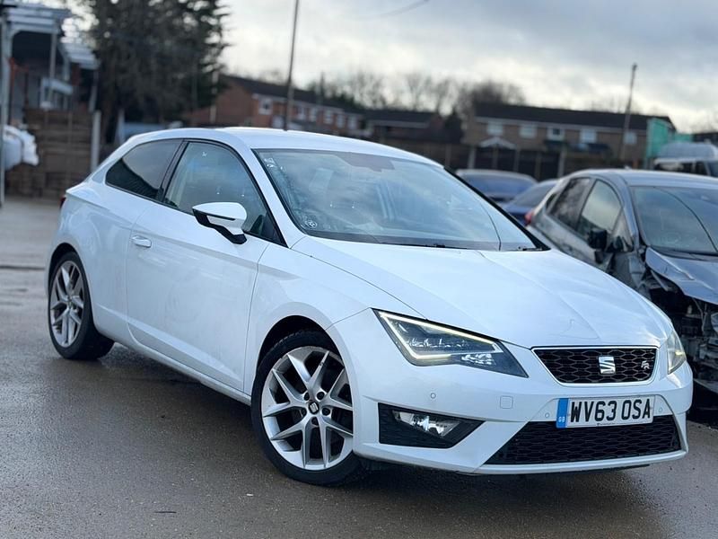 Used Seat Leon FR 2013 White Hatchback