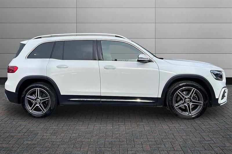 Used Mercedes GLB200 Executive 163 HP (119 kW) 2025 White SUV