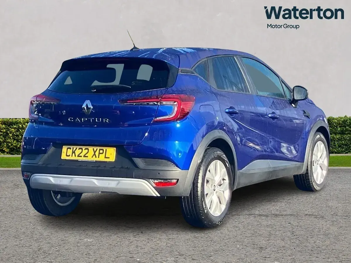 Used Renault Captur Iconic 2022 Blue SUV