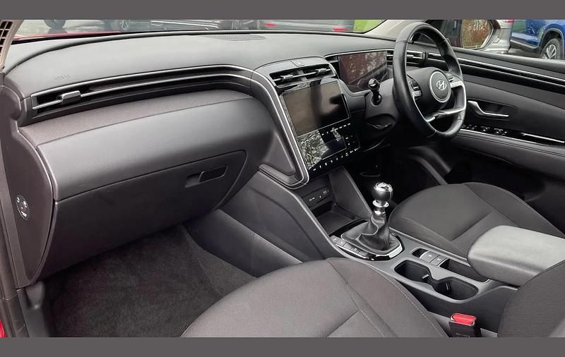 Used Hyundai Tucson Premium 150 HP (110 kW) 2022 Red SUV