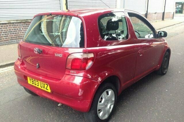 Used Toyota Yaris 2003 Hatchback