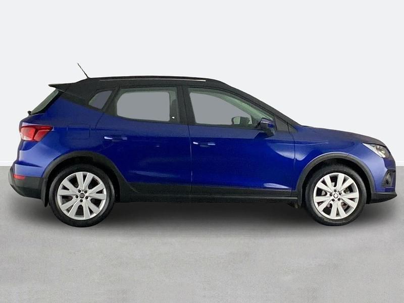 Used Seat Arona SE Technology 95 HP (69 kW) 2020 Blue SUV