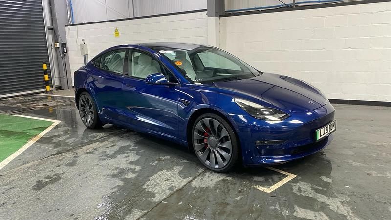 Blue Used 2021 Tesla Model 3 Performance Sedan | £22,998 (Fair price) - Image 1/3