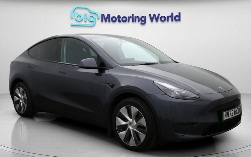 Used 2025 Tesla Model Y Long Range AWD SUV | £26,300 (Super price) - Image 1/4