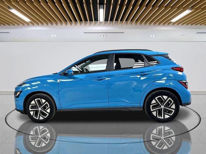 Used Hyundai Kona Premium 100 kW (136 HP) 2022 Blue SUV