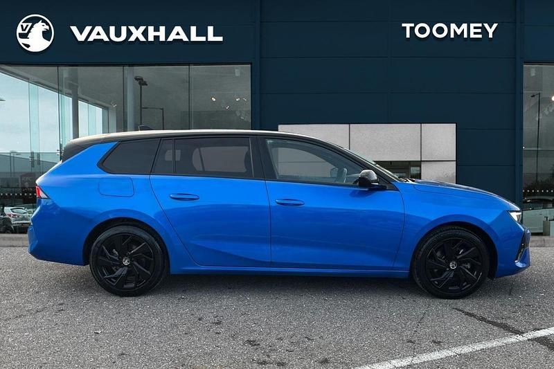 Used Vauxhall Astra S 128 HP (94 kW) 2024 Blue Estate