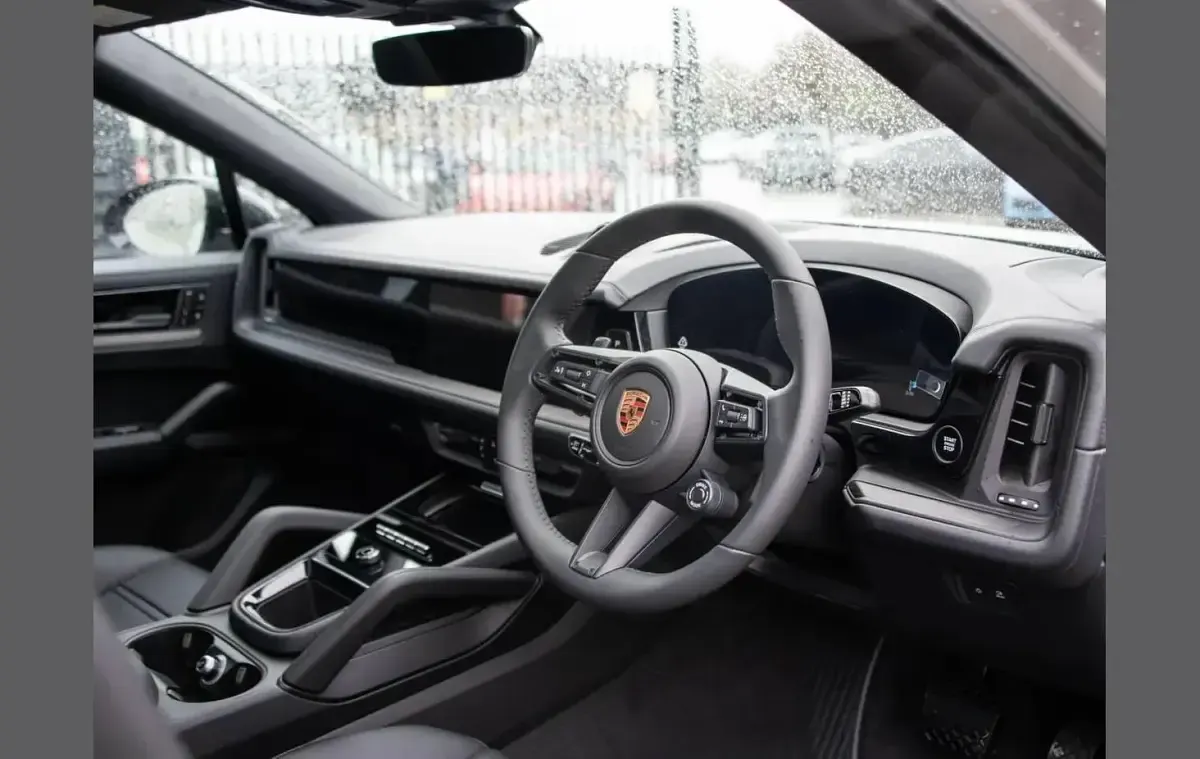 Used Porsche Cayenne E-Hybrid Black Edition 464 HP (341 kW) 2026 Grey SUV