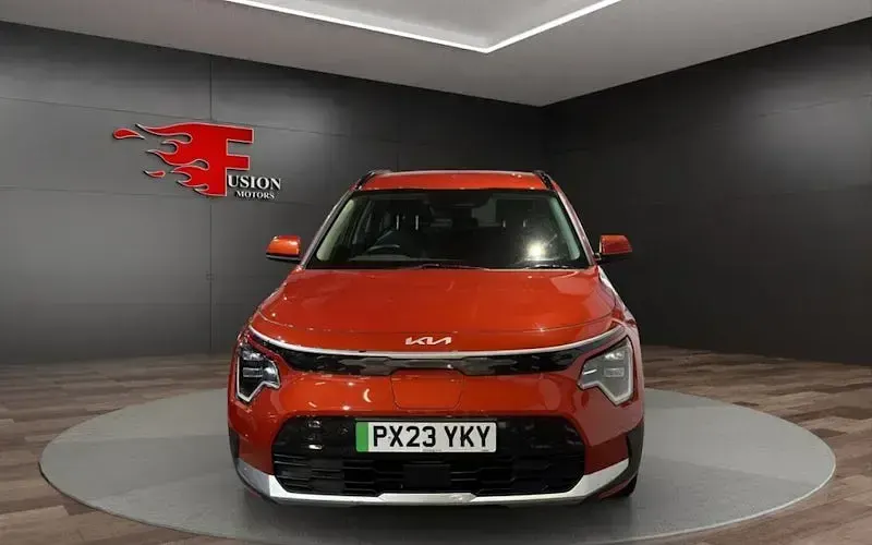 Used Kia e-Niro 150 kW (204 HP) 2023 Orange SUV