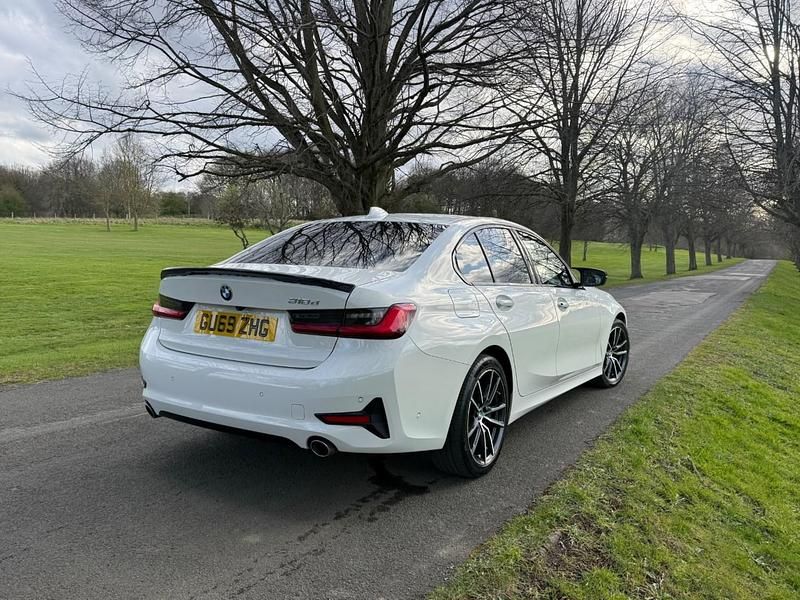 Used BMW 318 Sport Line 2019 White Sedan