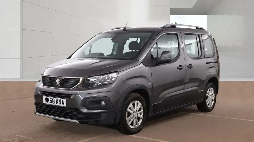 Used Peugeot Rifter Allure 2018 Grey MPV
