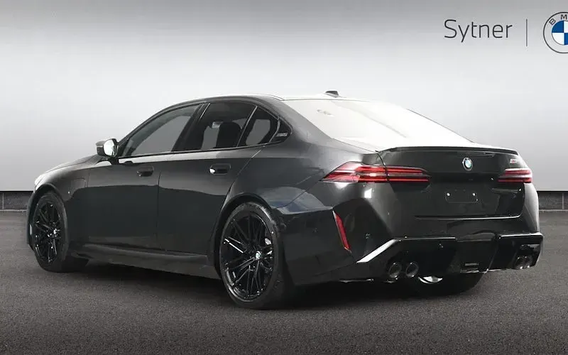 New BMW M5 Sport Line 727 HP (534 kW) 2026 Sedan