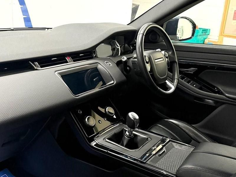 Used Land Rover Range Rover evoque R-Dynamic 152 HP (111 kW) 2020 White SUV