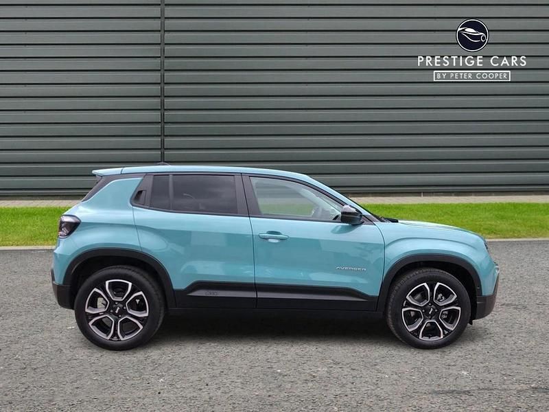 Grey Used 2024 Jeep Avenger Summit SUV | £23,599 (Fair price) - Image 1/4