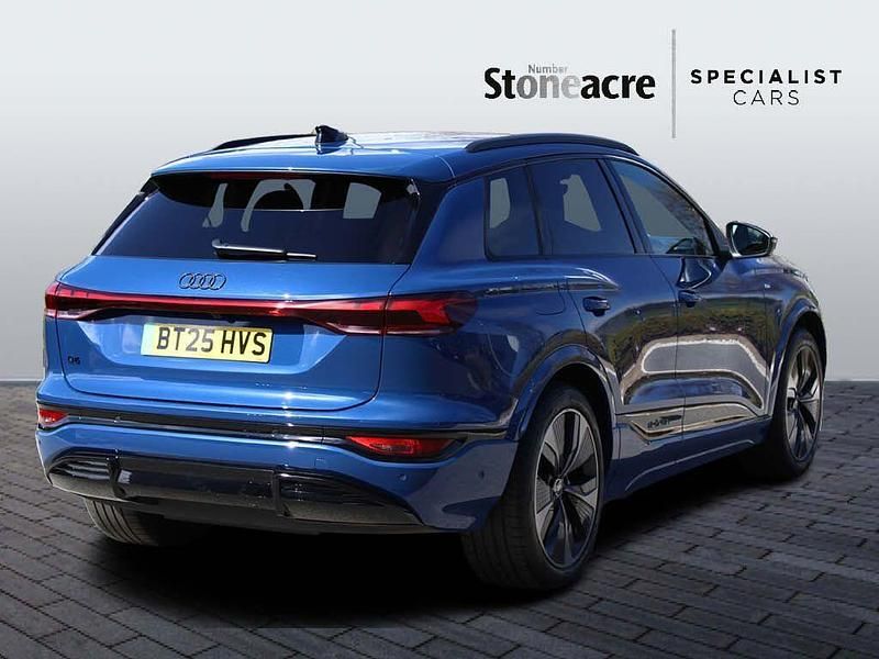 Używany Audi e-tron Performance 225 kW (306 KM) 2025 Niebieski SUV