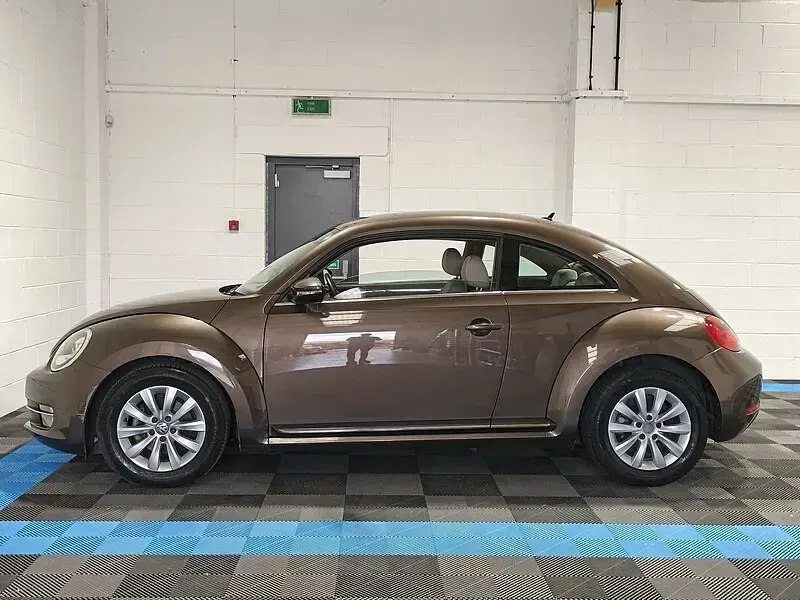 Used VW Beetle 105 HP (77 kW) 2026 Brown Hatchback