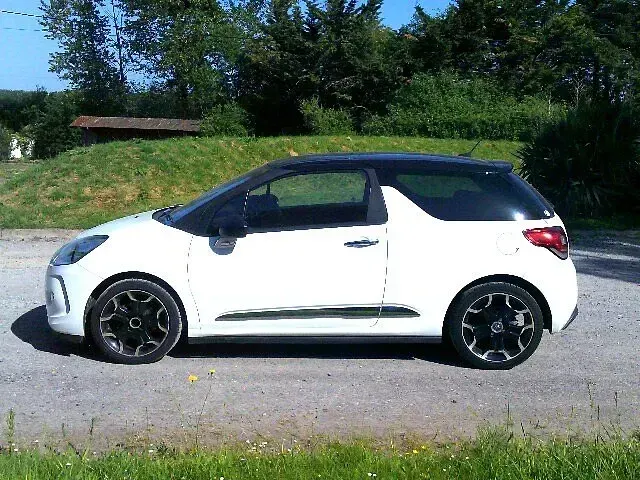 Used Citroën DS3 110 HP (80 kW) 2012 White Hatchback