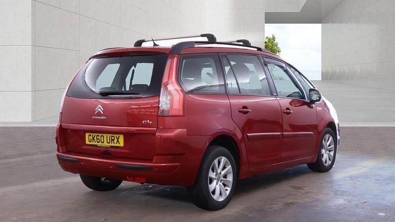 Used Citroën Grand C4 Picasso VTR Sport 2010 Red MPV