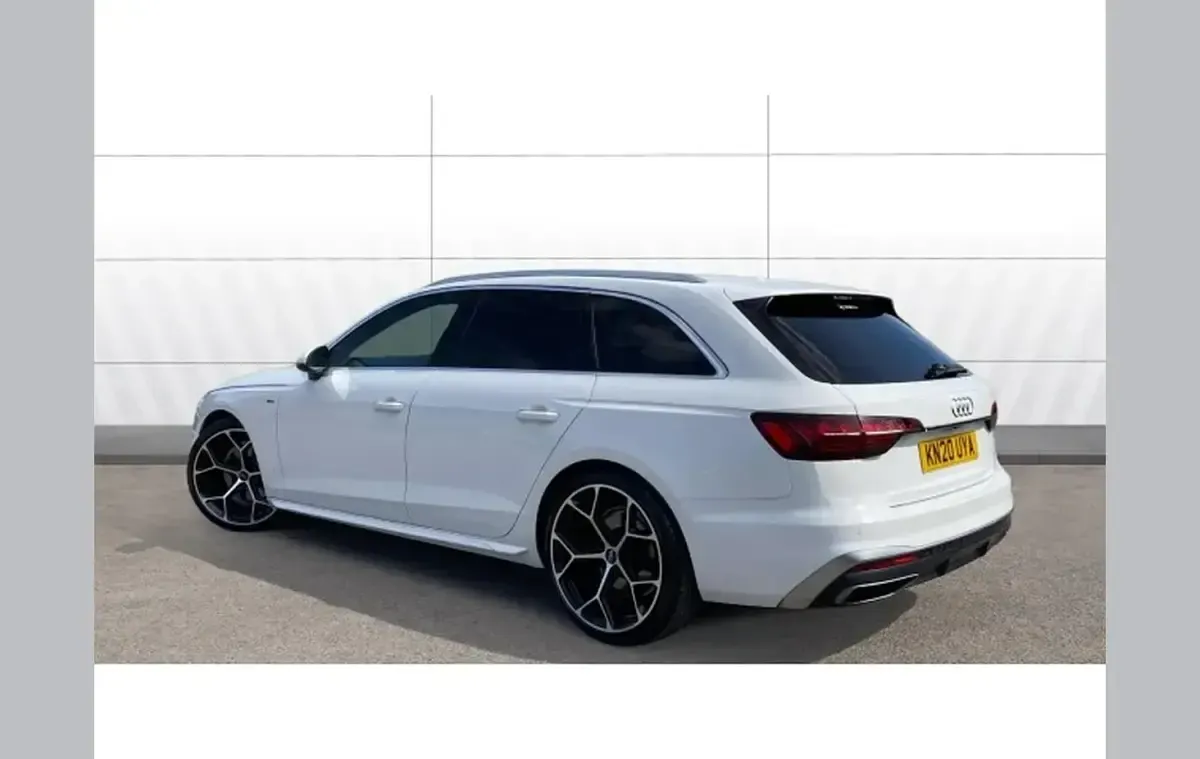 Used Audi A4 S-Line 150 HP (110 kW) 2020 White Estate