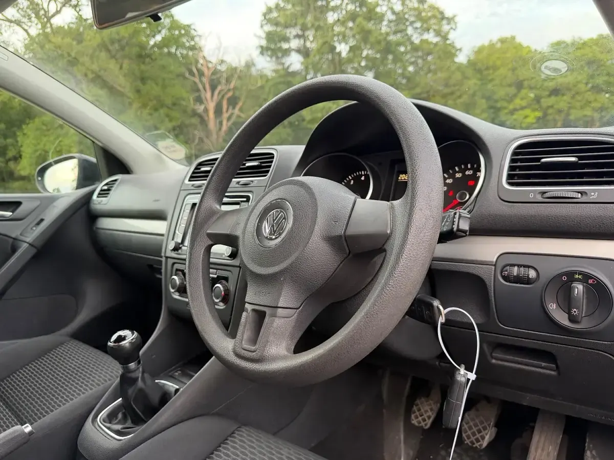 Used VW Golf VI S 160 HP (117 kW) 2009 Silver Hatchback