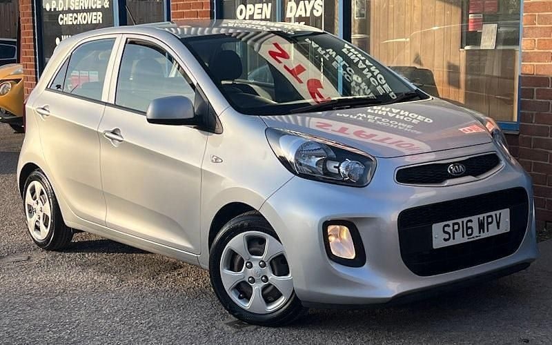 Used Kia Picanto 66 HP (48 kW) 2016 Silver Hatchback