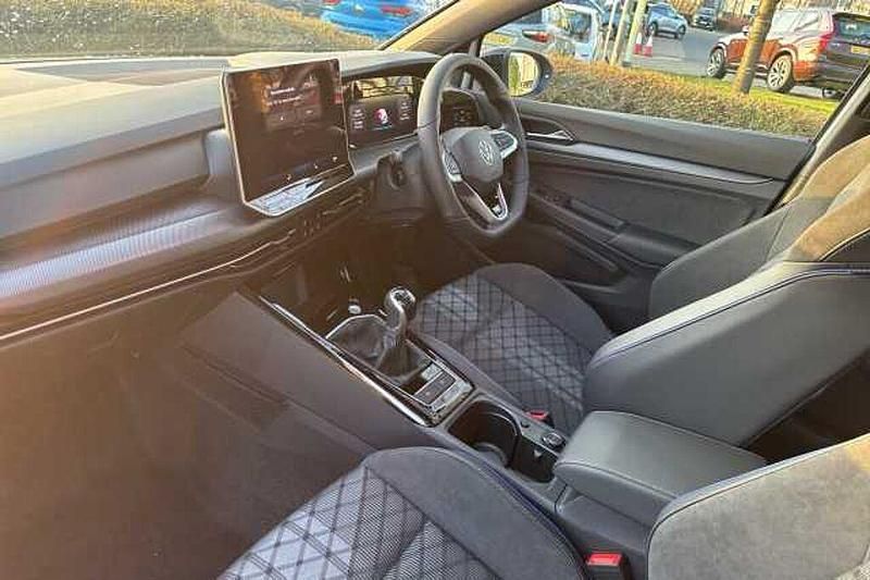 Nowe VW Golf VIII 150 KM (110 kW) 2025