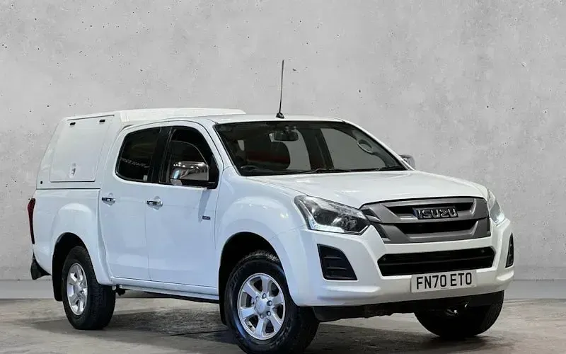 Used Isuzu D-Max 165 HP (121 kW) 2020 Cabriolet