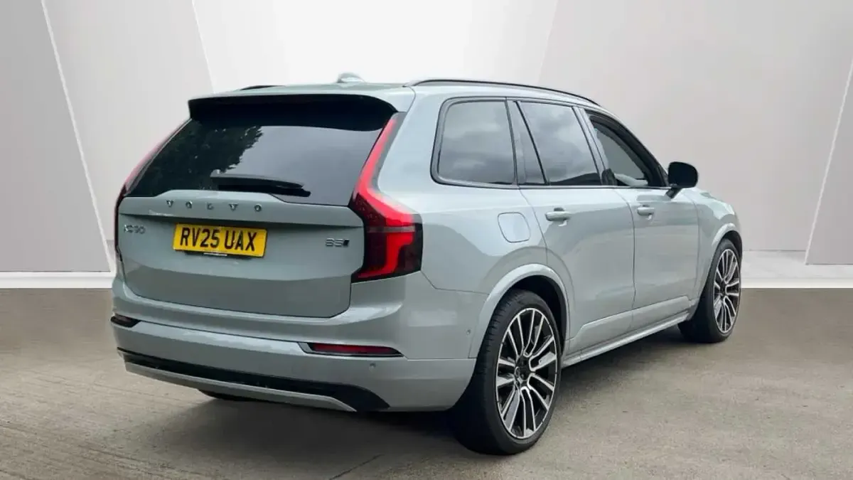 Used Volvo XC90 Ultra 455 HP (334 kW) 2025 Grey SUV