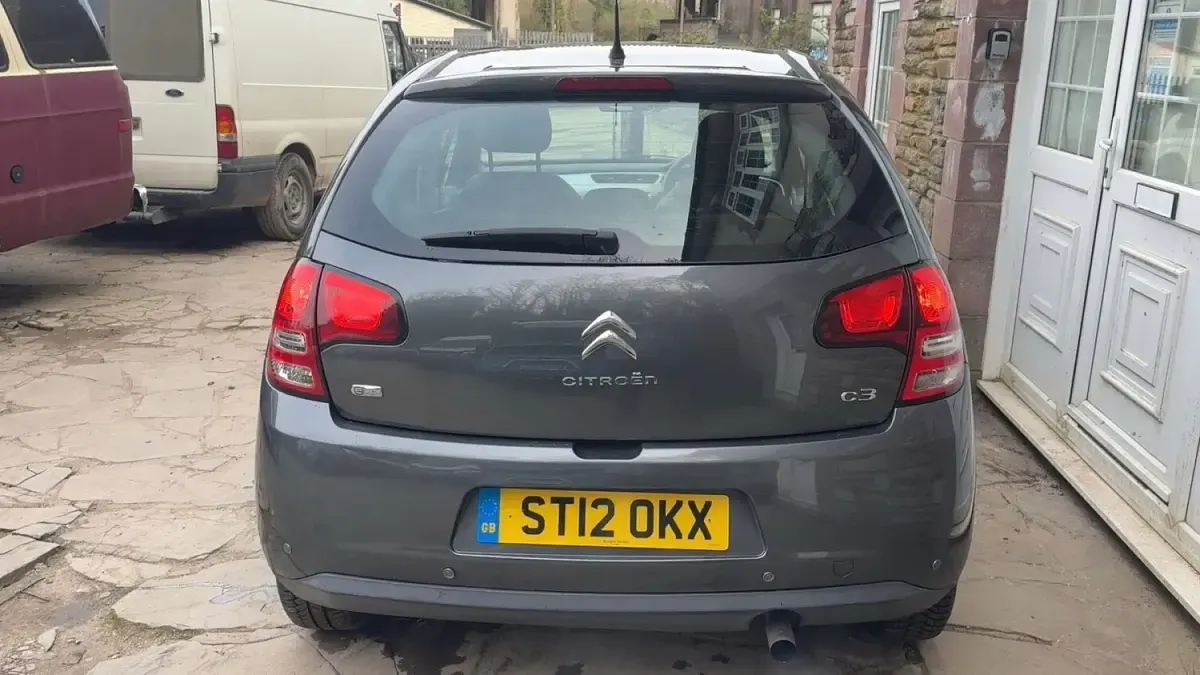 Used Citroën C3 VTR Sport 70 HP (51 kW) 2012 Grey Hatchback