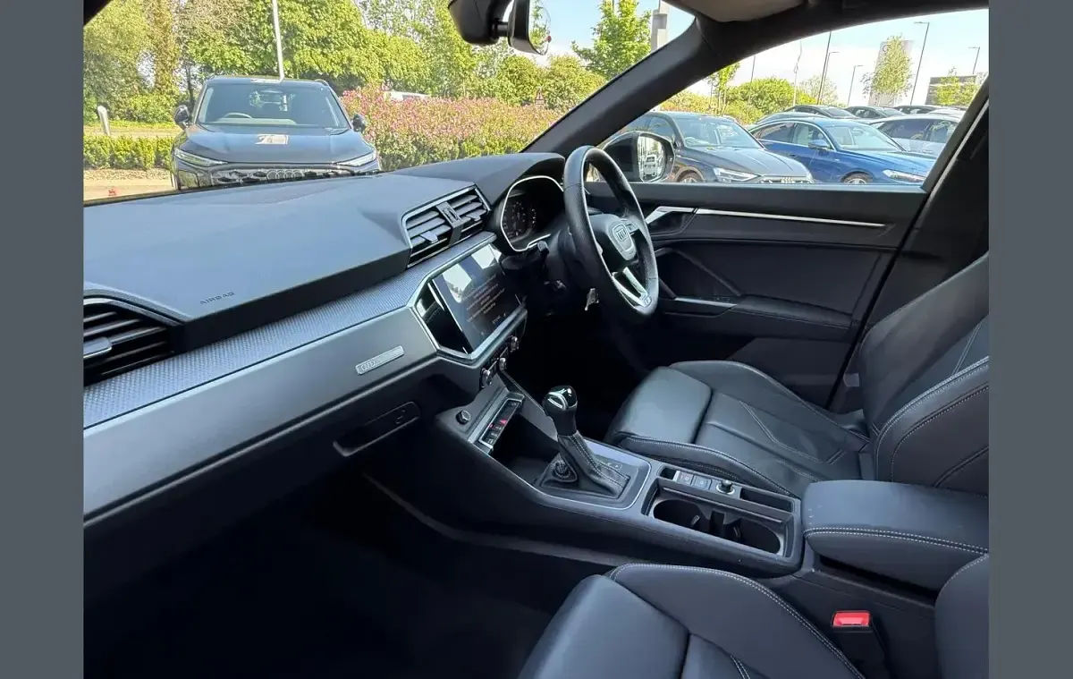 Used Audi Q3 S-Line 150 HP (110 kW) 2024 Black SUV