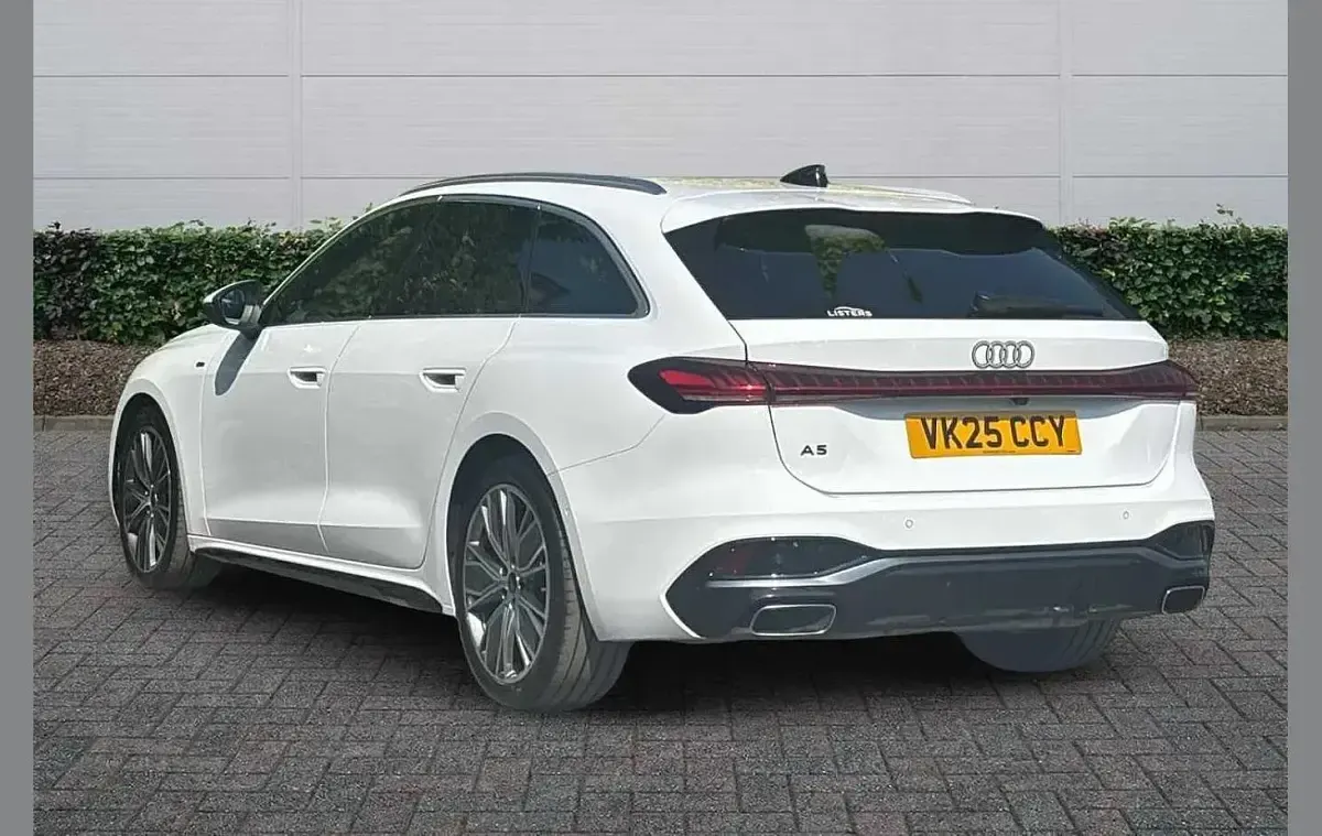 Used Audi A5 S-Line 147 HP (108 kW) 2025 White Estate