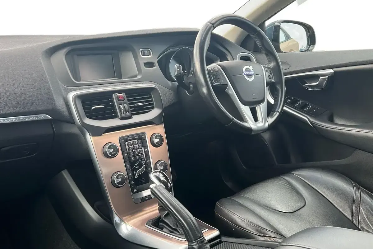 Begagnad Volvo V40 2015 Brun Halvkombi