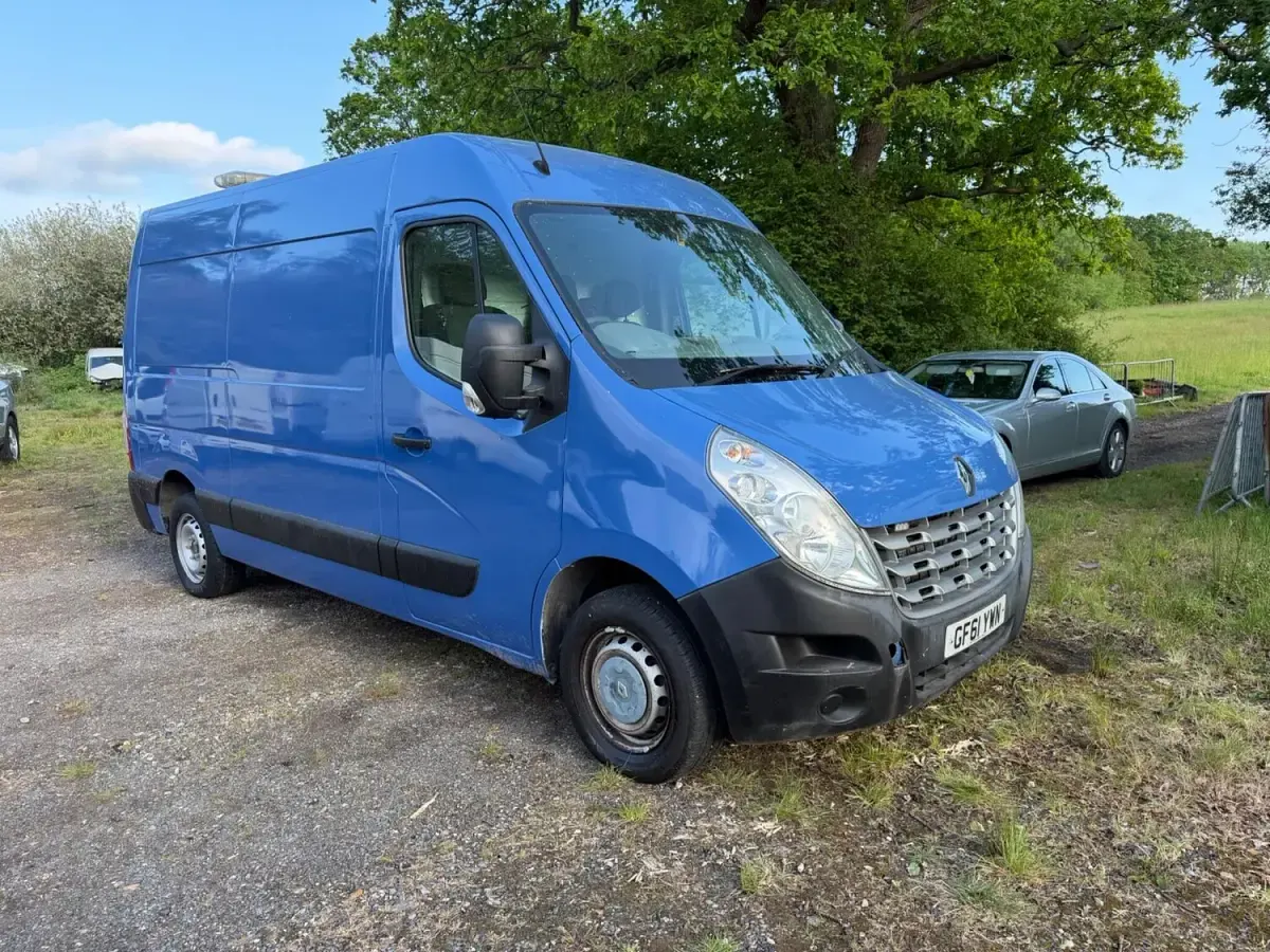Used Renault Master 2011 Blue Van