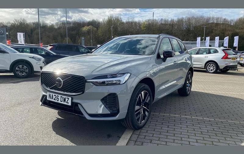 New Volvo XC60 Plus 345 HP (253 kW) 2026 Grey SUV