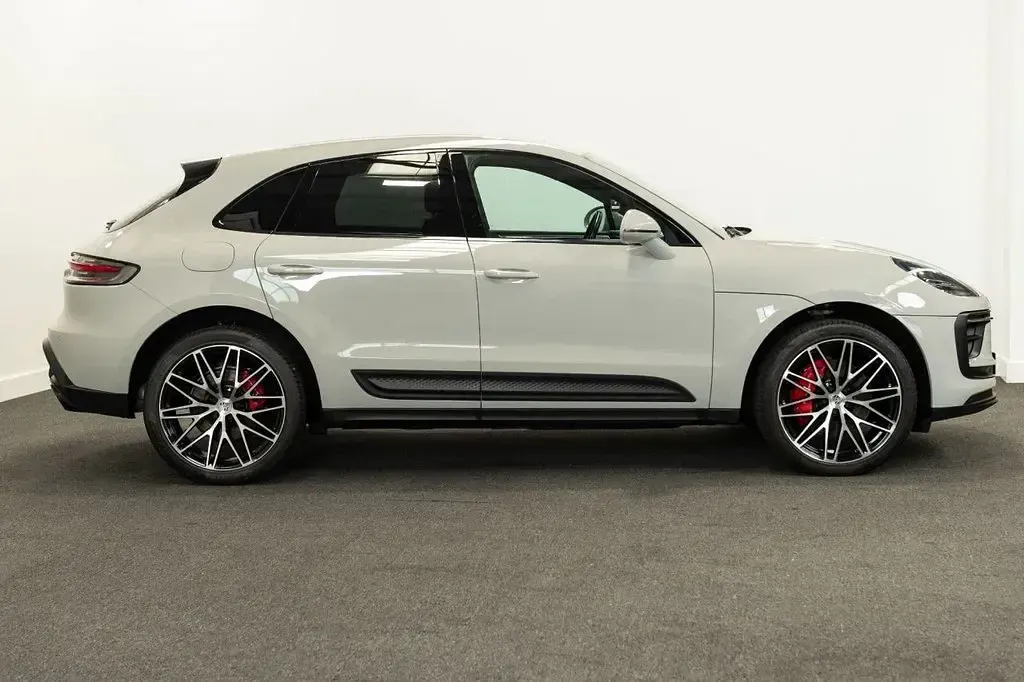 Used Porsche Macan 380 HP (279 kW) 2022 Grey SUV