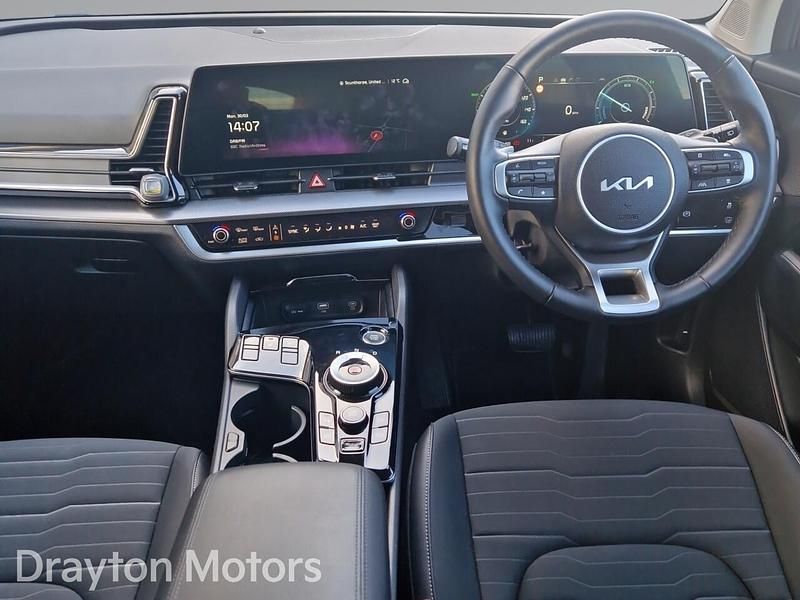 Used Kia Sportage 207 HP (152 kW) 2025 Grey SUV