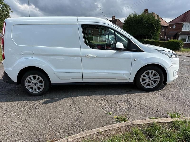 Used Ford Transit Connect Limited 118 HP (86 kW) 2019 White MPV