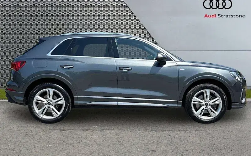 Used Audi Q3 S-Line 190 HP (139 kW) 2023 Grey SUV
