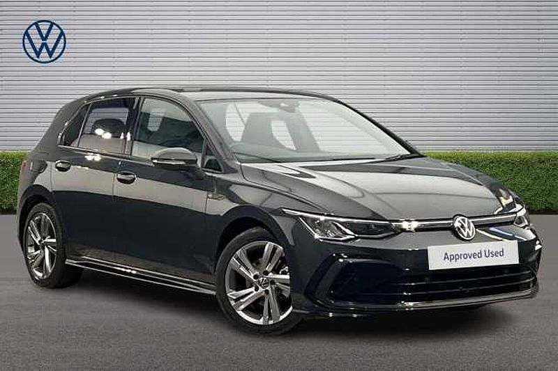 Second-hand VW Golf VIII 150 CP (110 kW) 2023