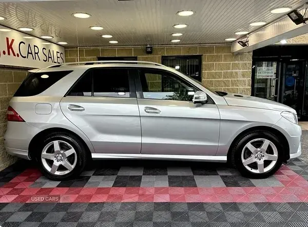 Used Mercedes ML250 201 HP (147 kW) 2012 Silver SUV
