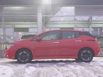 Used Nissan Leaf Acenta 110 kW (150 HP) 2022 Red Hatchback