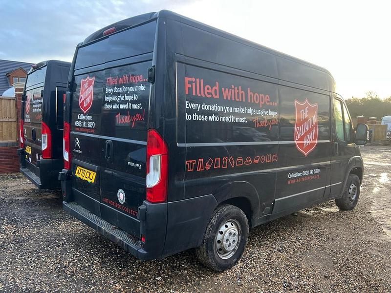 Used Citroën Relay 140 HP (102 kW) 2021 Black Van