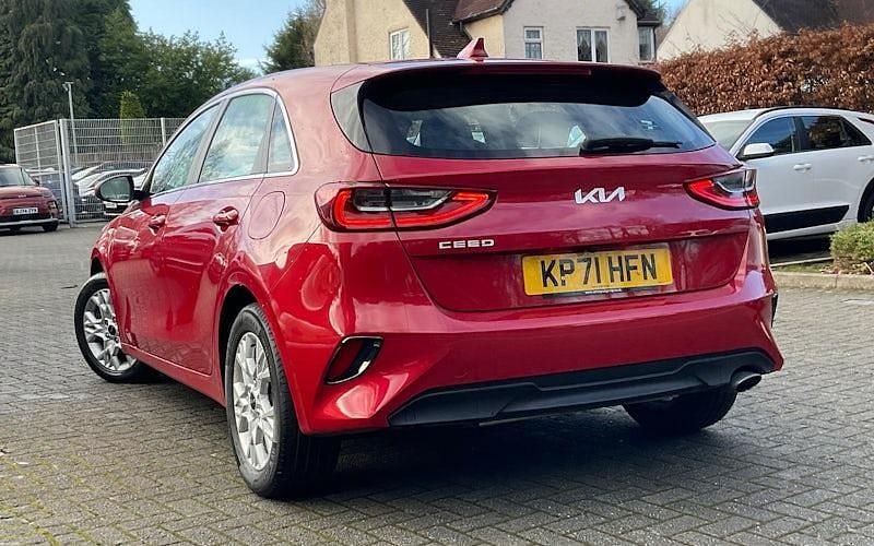 Used Kia Ceed 120 HP (88 kW) 2021 Hatchback