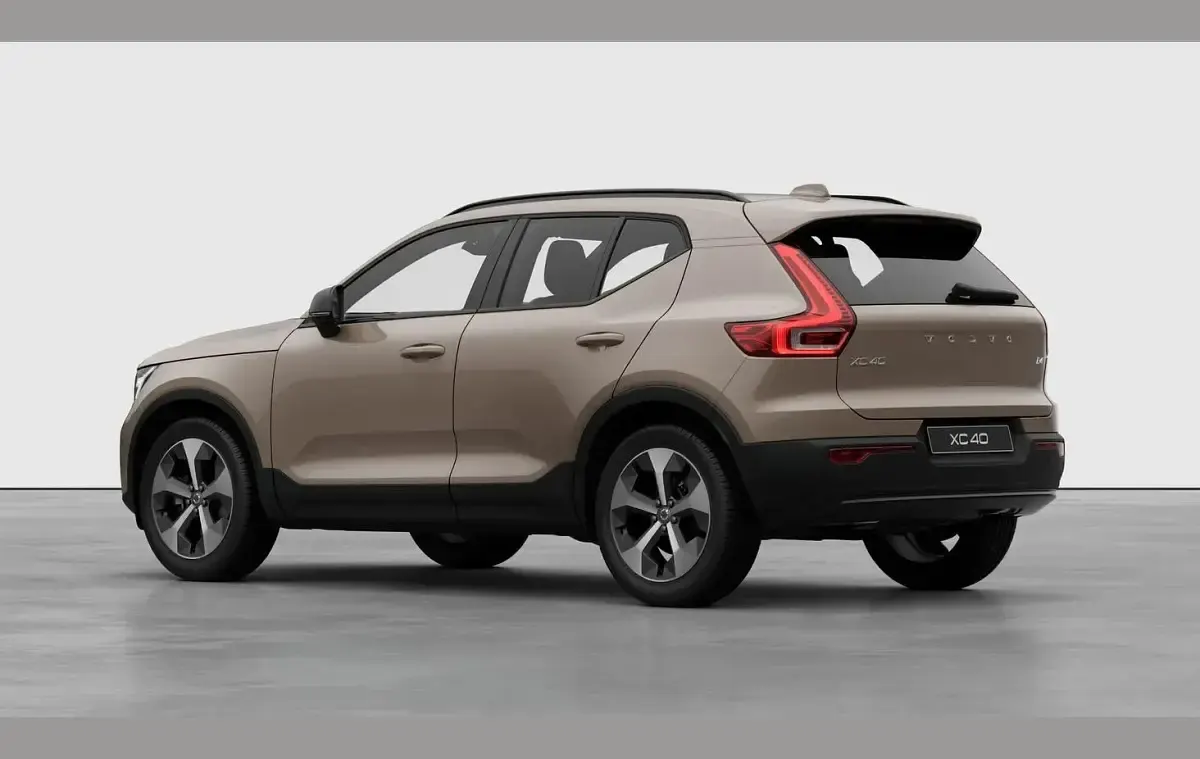 New Volvo XC40 Plus 194 HP (142 kW) 2025 Other SUV