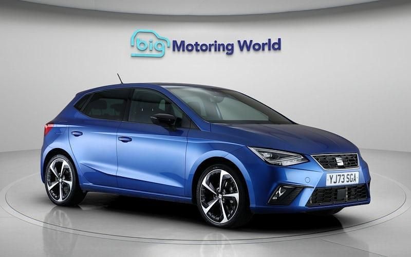 Used Seat Ibiza FR Sport 110 HP (80 kW) 2023 Blue Hatchback