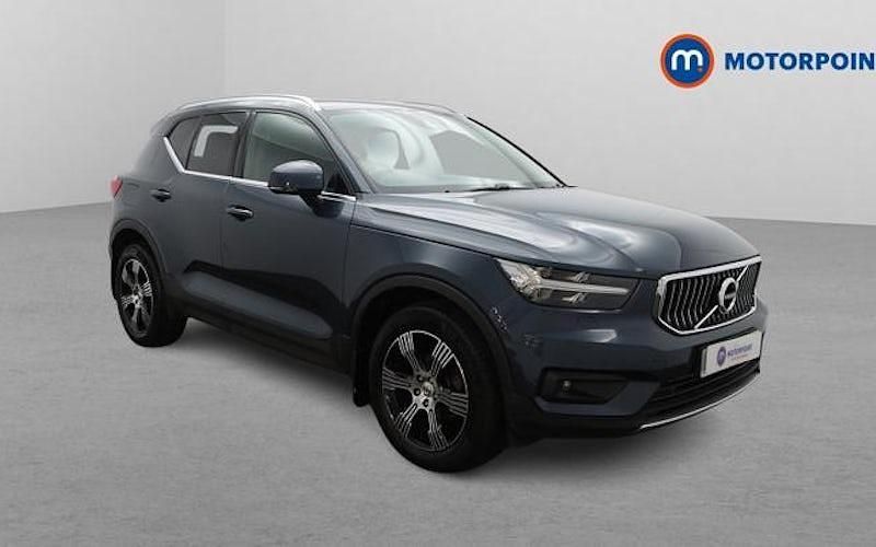 Used Volvo XC40 Inscription 163 HP (119 kW) 2021 Blue SUV