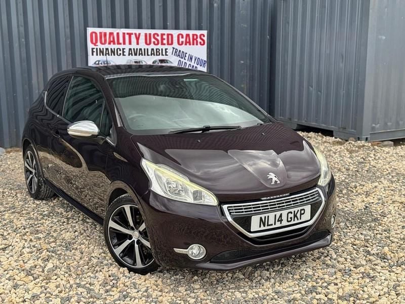 Mauve/purple Used 2014 Peugeot 208 Hatchback | £2,690 (Fair price) - Image 1/4
