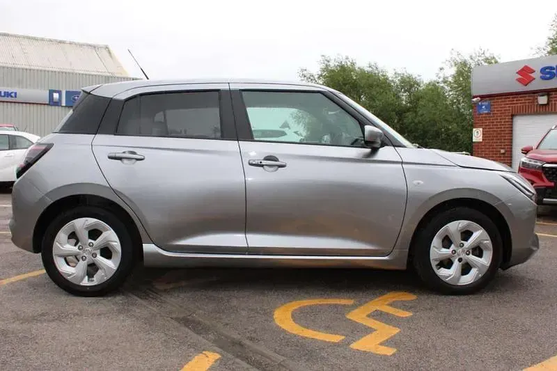 Used Suzuki Swift 82 HP (60 kW) 2025 Silver Hatchback